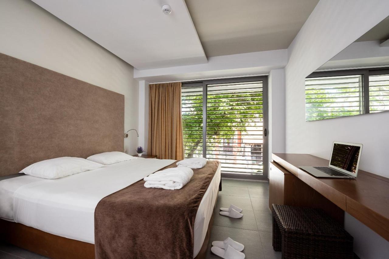 Oktober Downtown Boutique Hotel Rhodes City Exterior photo