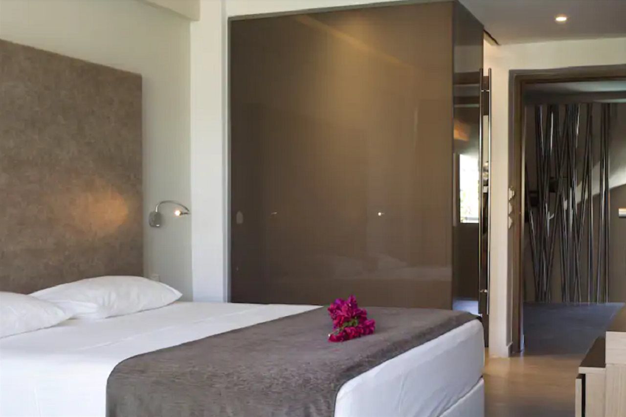 Oktober Downtown Boutique Hotel Rhodes City Exterior photo